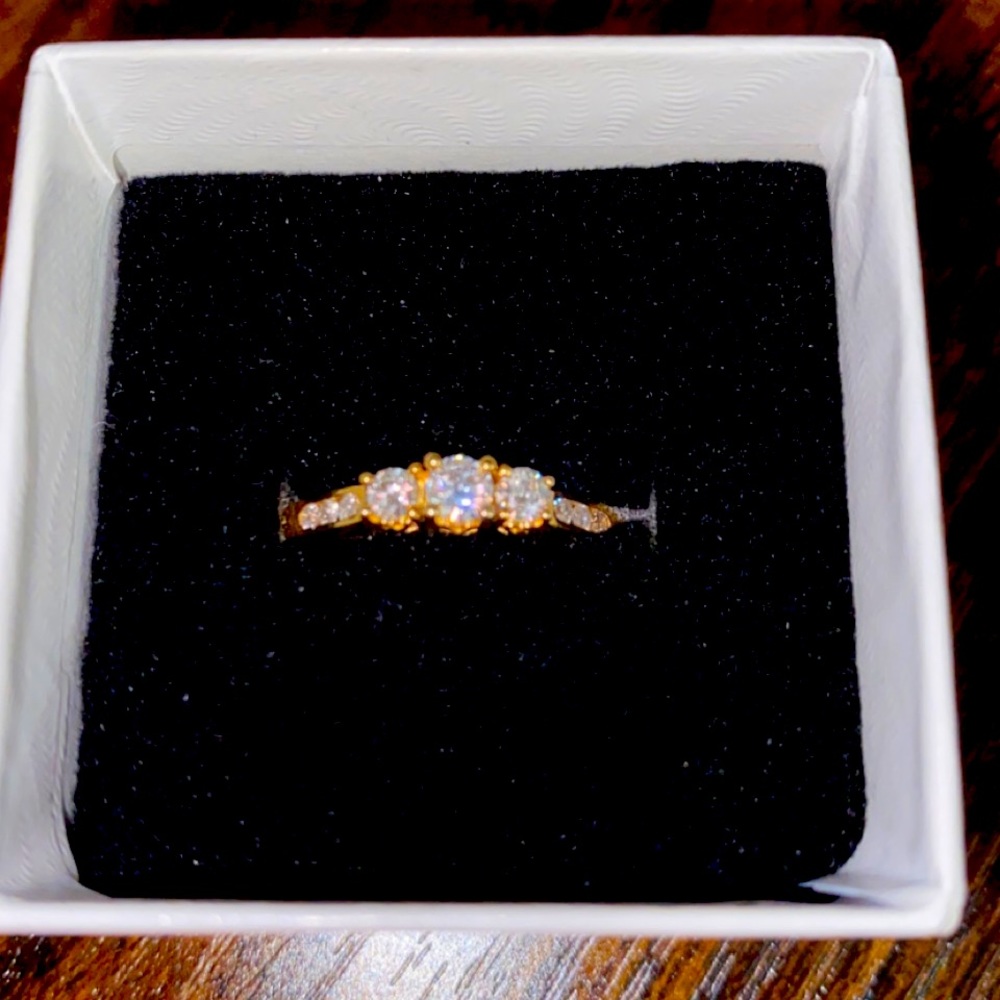 Diamond ring
